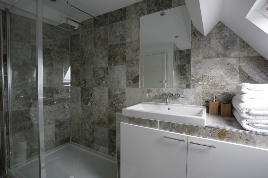 No 2 Broadgate Bed & Breakfast Барнстъпъл Стая снимка