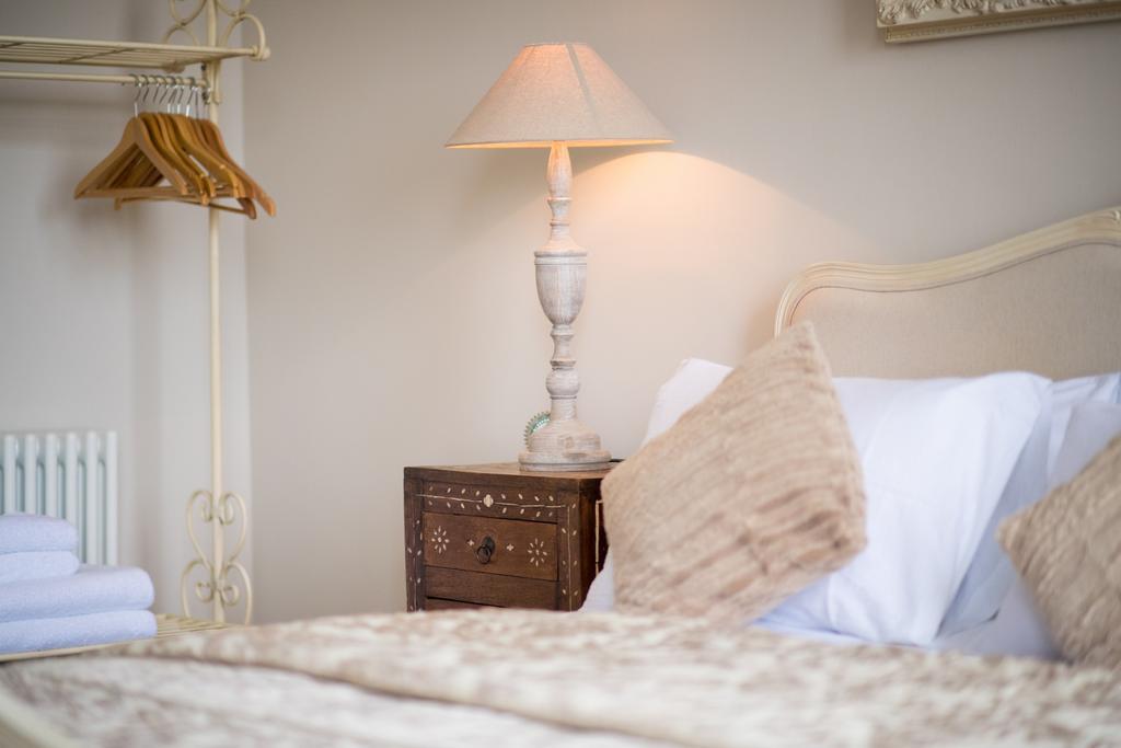 No 2 Broadgate Bed & Breakfast Барнстъпъл Екстериор снимка
